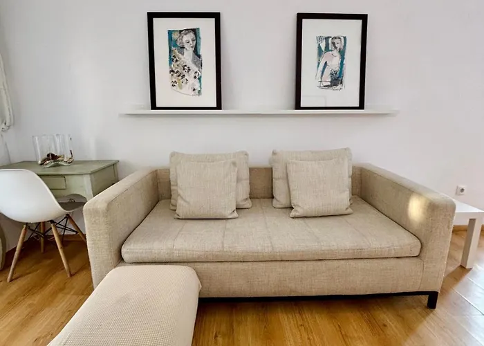Reina Loft דירה